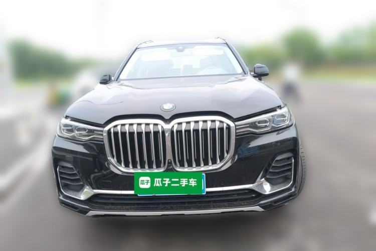 Used BMW X7 2022 xDrive40i Luxury Package with Leading Features Front