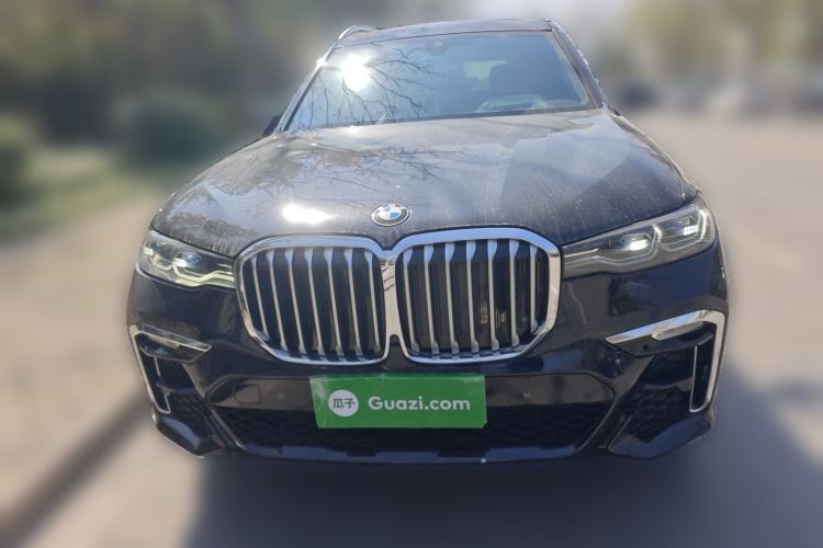 Used BMW X7 2022 xDrive40i Luxury Package with Leading Features Front