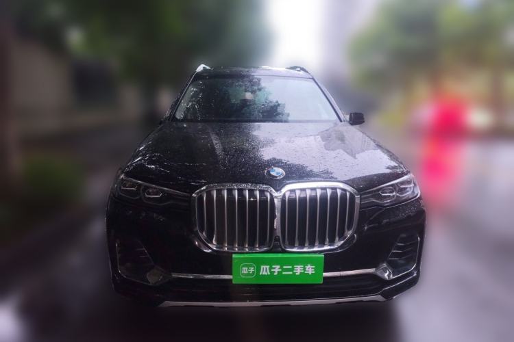 Used BMW X7 2022 xDrive40i Luxury Package with Leading Features Front