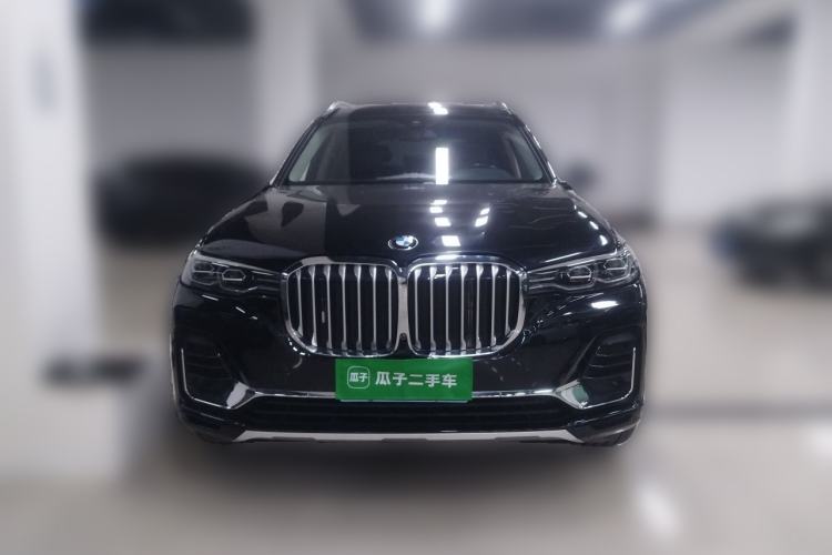 Used BMW X7 2022 xDrive40i Luxury Package with Leading Features Front