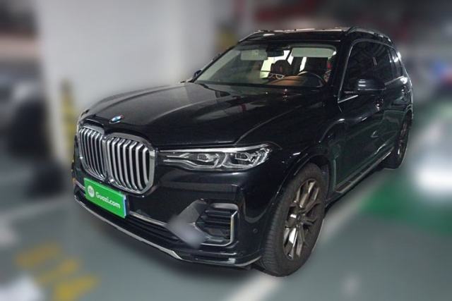 Used BMW X7 2022 xDrive40i Luxury Package with Leading Features