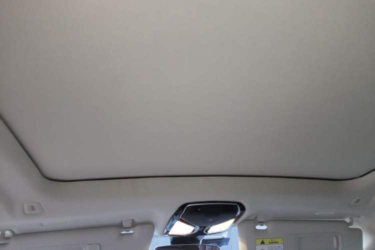 Used BMW X7 2022 xDrive40i Luxury Package with Leading Features Headliner