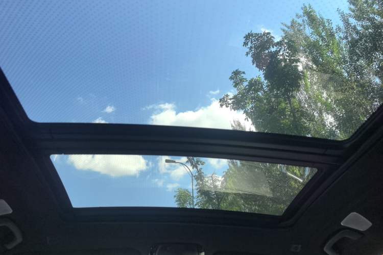Used BMW X7  Headliner