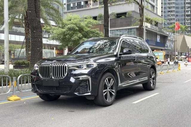 Used BMW X7 2022 xDrive40i Luxury M Sport Package