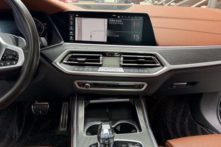 Used BMW X7 2022 xDrive40i Luxury M Sport Package Instrument Cluster