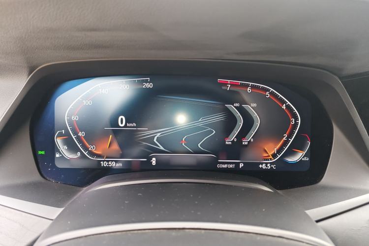 Used BMW X7 2022 xDrive40i Luxury Package with Leading Features Instrument Cluster
