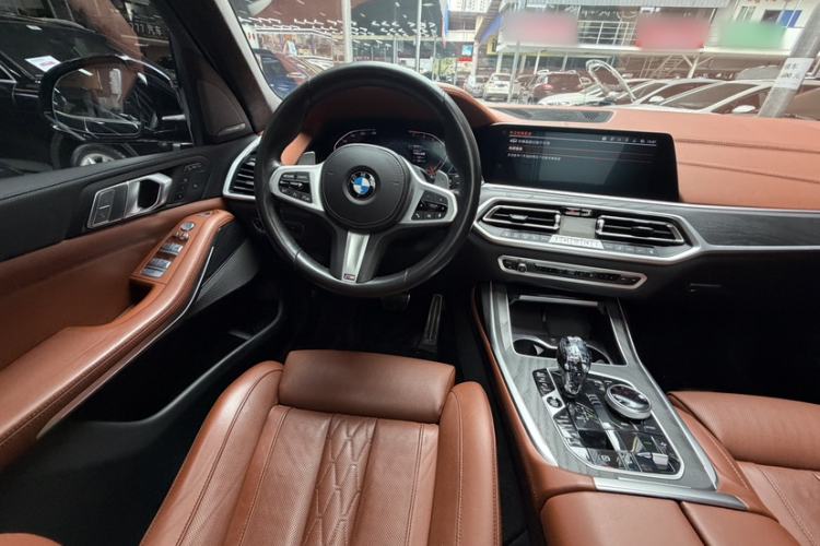 Used BMW X7 2022 xDrive40i Luxury M Sport Package Interior 11