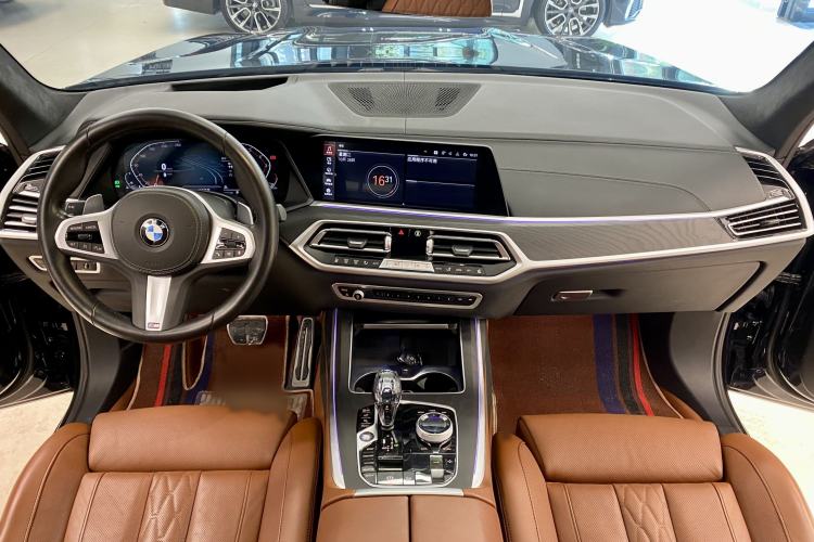 Used BMW X7 2022 xDrive40i Luxury M Sport Package Interior 2