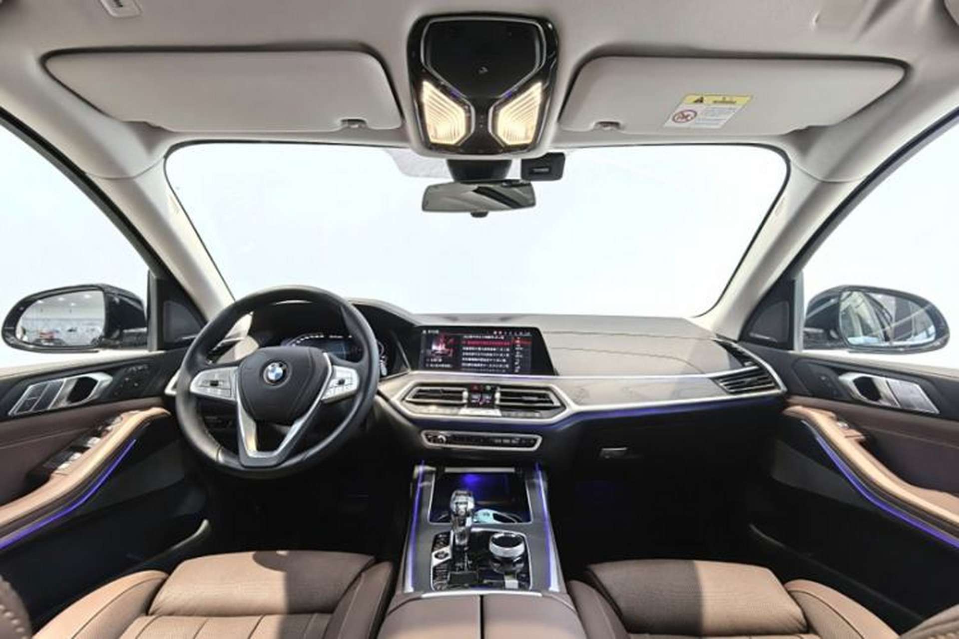 Used BMW X7 2022 xDrive40i Luxury Package with Leading Features Interior 2