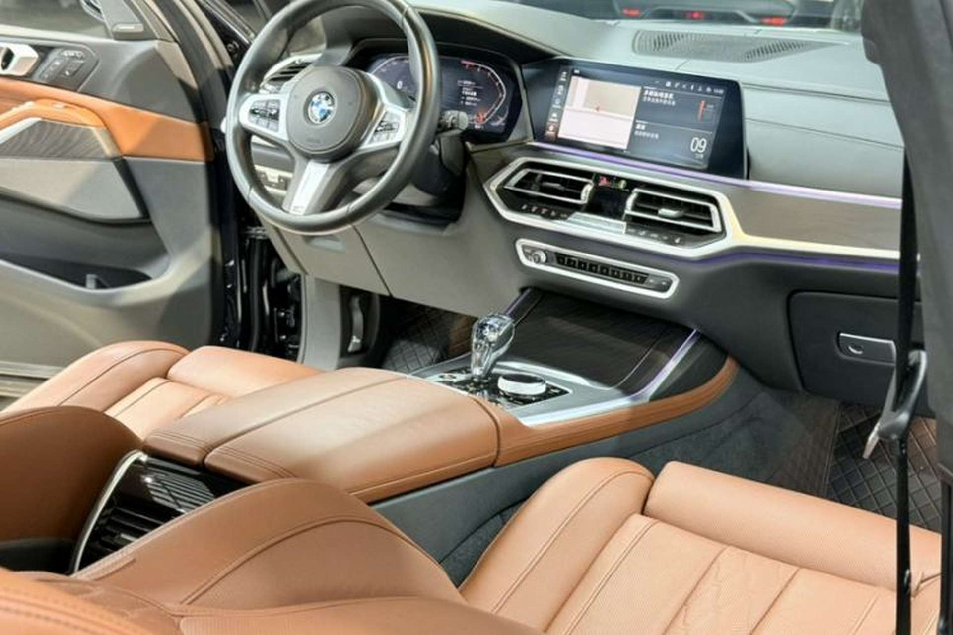 Used BMW X7 2022 xDrive40i Luxury M Sport Package Interior 3