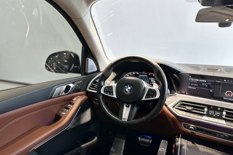 Used BMW X7 2022 xDrive M50i Interior 3