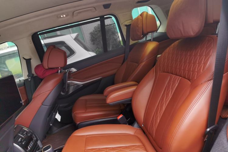 Used BMW X7 2022 xDrive40i Executive M Sport Package Interior 4