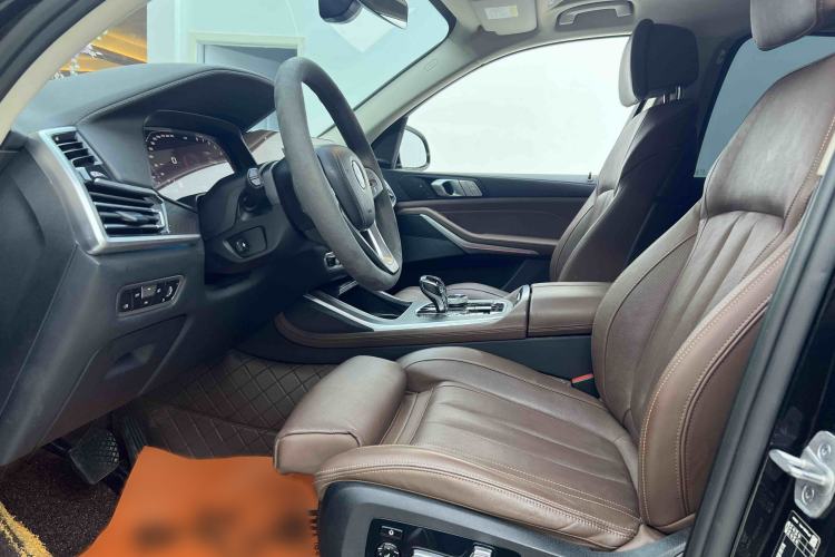 Used BMW X7 2022 xDrive40i Luxury Package with Leading Features Interior 5