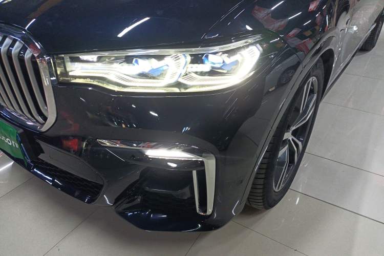 Used BMW X7 2022 xDrive40i Luxury M Sport Package Left Front Headlight
