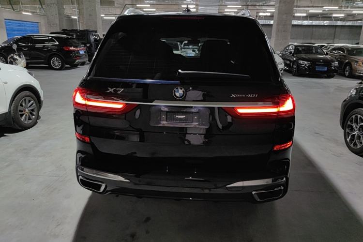 Used BMW X7 2022 xDrive40i Luxury M Sport Package Rear