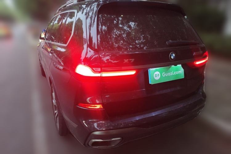 Used BMW X7 2022 xDrive M50i Rear Left 45 Deg