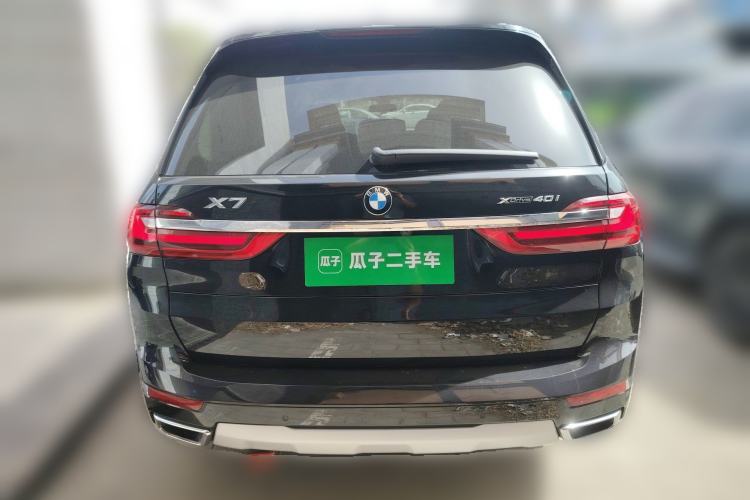 Used BMW X7  Rear