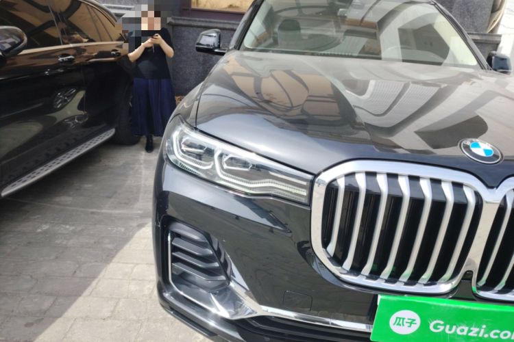 Used BMW X7  Right Front Headlight
