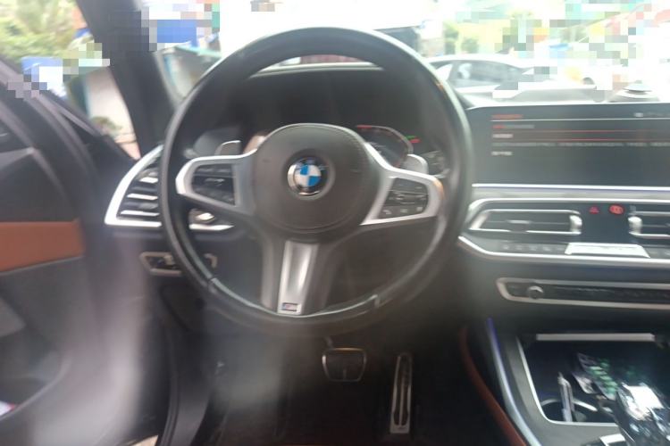 Used BMW X7 2022 xDrive40i Luxury M Sport Package Steering Wheel