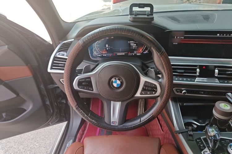 Used BMW X7 2022 xDrive40i Luxury M Sport Package Steering Wheel