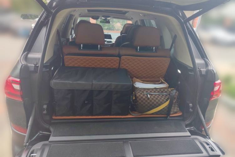 Used BMW X7 2022 xDrive40i Executive M Sport Package Trunk