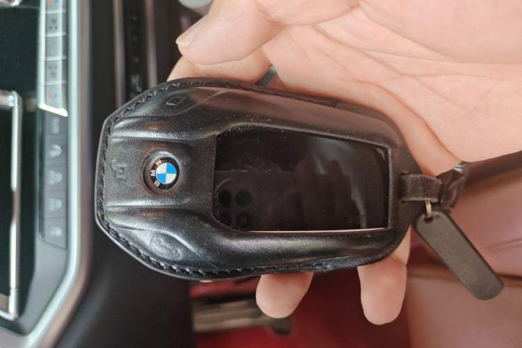 Used BMW X7 2022 xDrive40i Luxury M Sport Package Vehicle Key