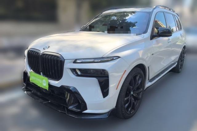 BMW X7 2022 BMW X7 (parallel import), xDrive40i, all-wheel drive, seven seats, 3.0T с пробегом