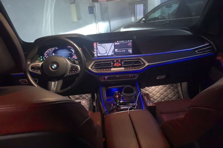 Used BMW X7 2022 xDrive40i Luxury M Sport Package Center Console