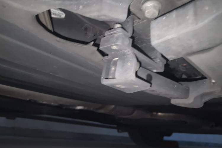 Used BMW X7 2022 xDrive40i Luxury M Sport Package Chassis Rear Right