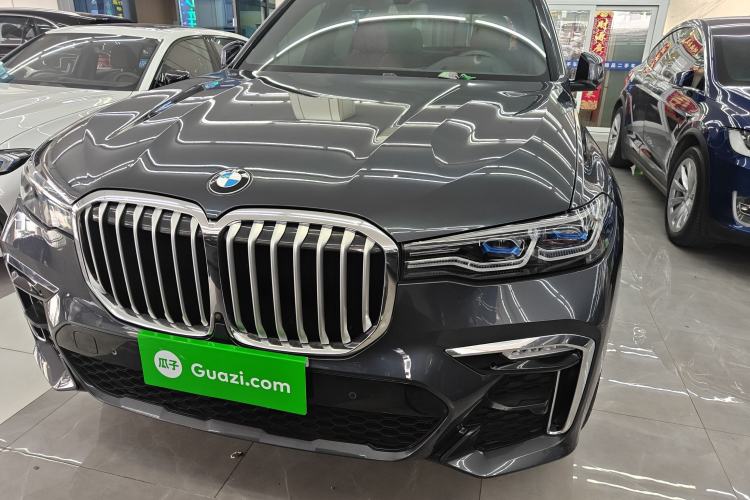 Used BMW X7 2022 xDrive40i Luxury M Sport Package Exterior 1