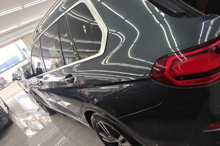 Used BMW X7 2022 xDrive40i Luxury M Sport Package Exterior 3