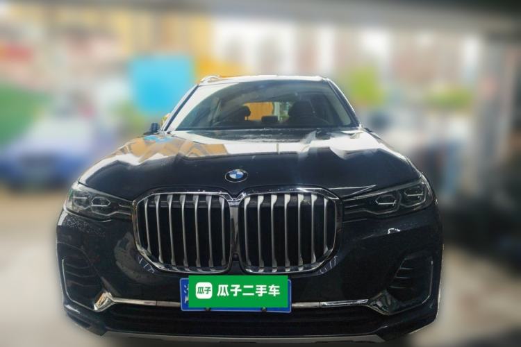 Used BMW X7 2022 xDrive40i Luxury Package with Leading Features Front