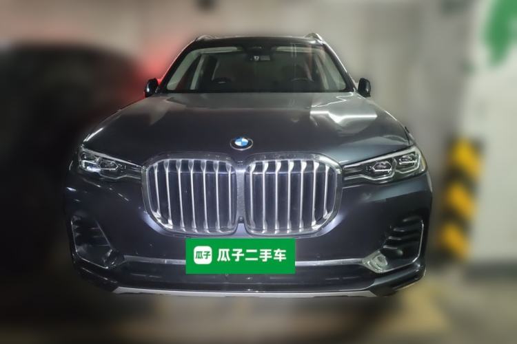 Used BMW X7 2022 xDrive40i Luxury Package with Leading Features Front