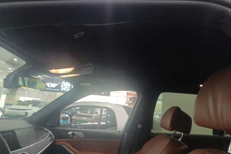 Used BMW X7 2022 xDrive40i Luxury M Sport Package Headliner