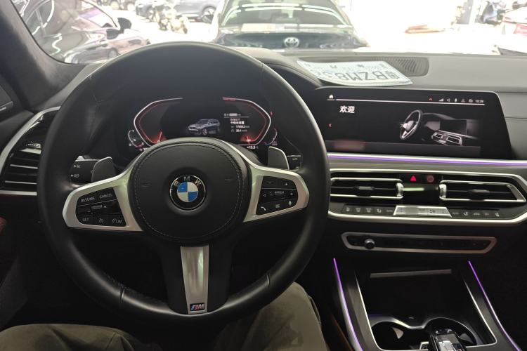 Used BMW X7 2022 xDrive40i Luxury M Sport Package Interior 2