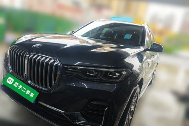 Used BMW X7 2022 xDrive40i Luxury Package with Leading Features