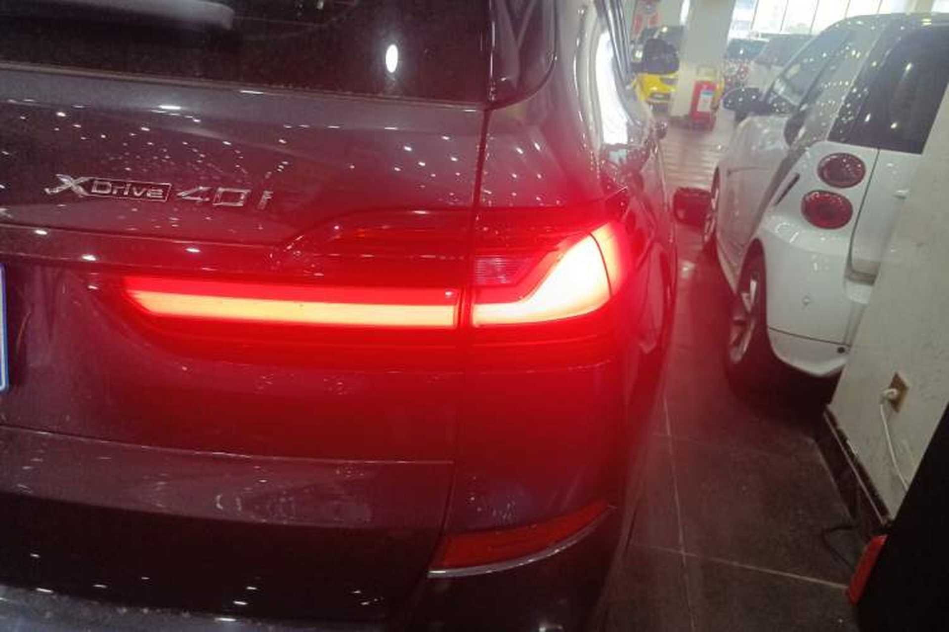 Used BMW X7 2022 xDrive40i Luxury M Sport Package Right Rear Taillight