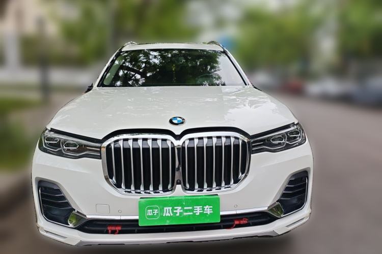 Used BMW X7 2022 xDrive40i Luxury Package with Leading Features Front