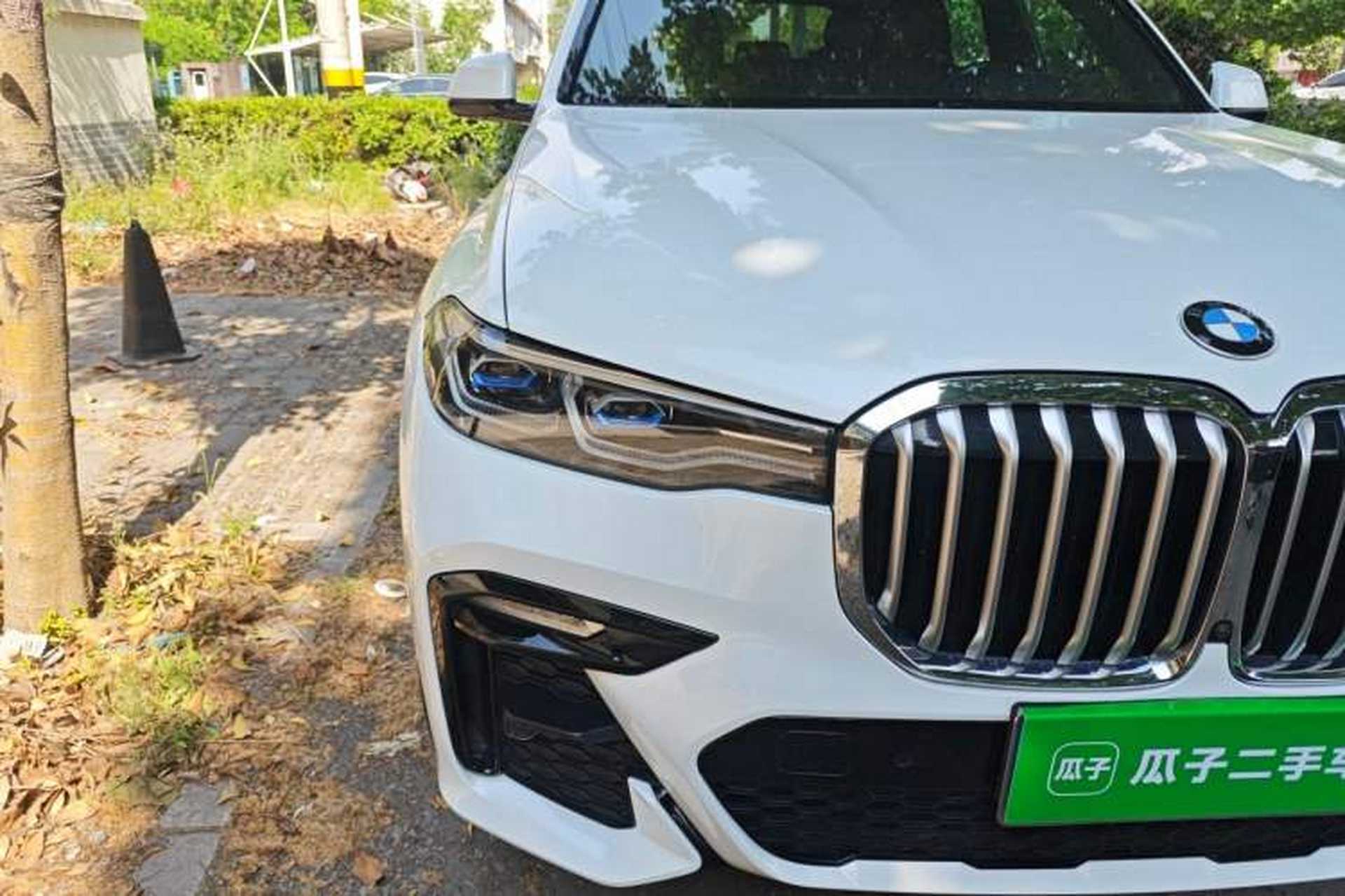 Used BMW X7 2022 xDrive40i Luxury M Sport Package Right Front Headlight