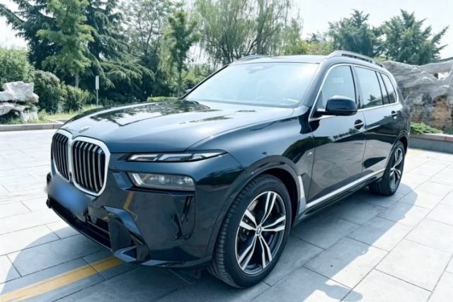 Used BMW X7 2023 xDrive40i Luxury M Sport Package