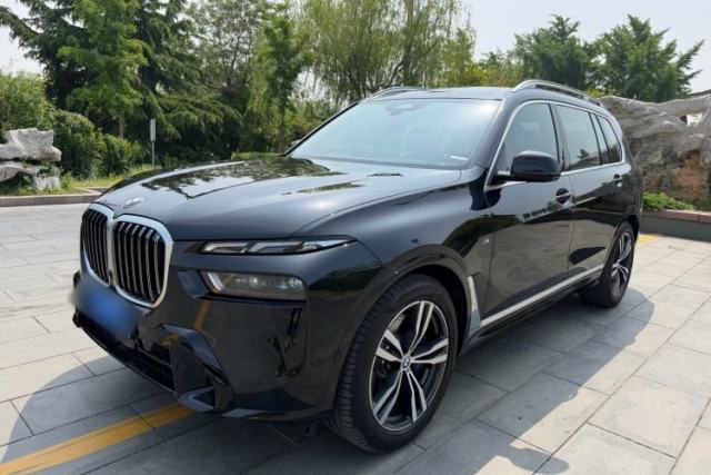 Used BMW X7 2023 xDrive40i Luxury M Sport Package