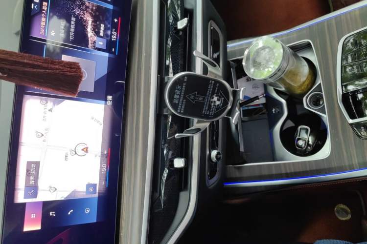 Used BMW X7 2023 xDrive40i Luxury Package with Leading Features Audio And AC Panel