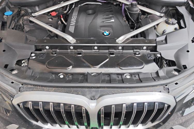 Used BMW X7 2023 xDrive40i Luxury Package with Leading Features Engine Bay