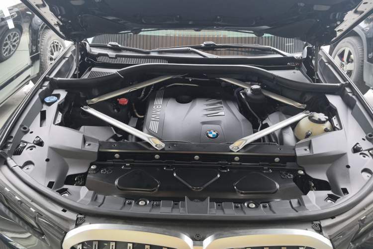 Used BMW X7 2023 xDrive40i Luxury Package with Leading Features Engine Bay