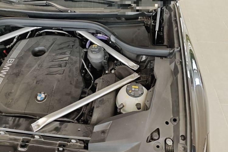 Used BMW X7 2023 xDrive40i Luxury M Sport Package Engine Bay Left