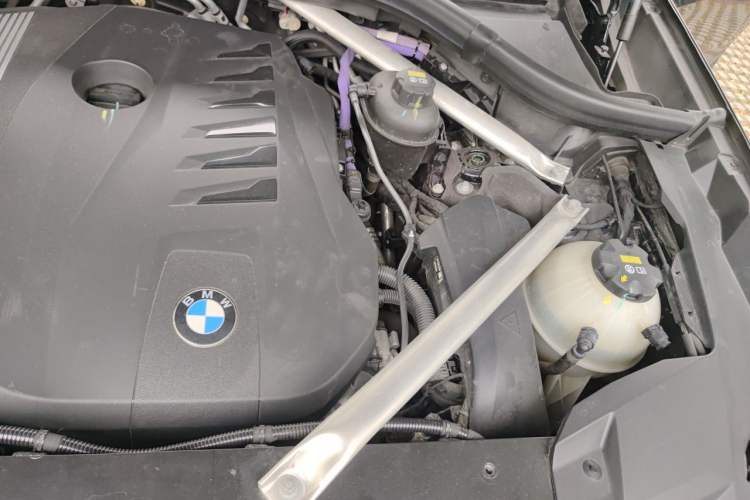 Used BMW X7 2023 xDrive40i Luxury M Sport Package Engine Bay Left