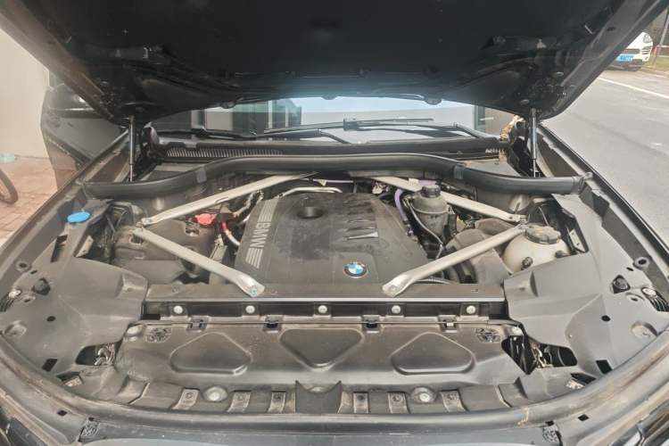 Used BMW X7 2023 xDrive40i Luxury Package with Leading Features Engine Bay