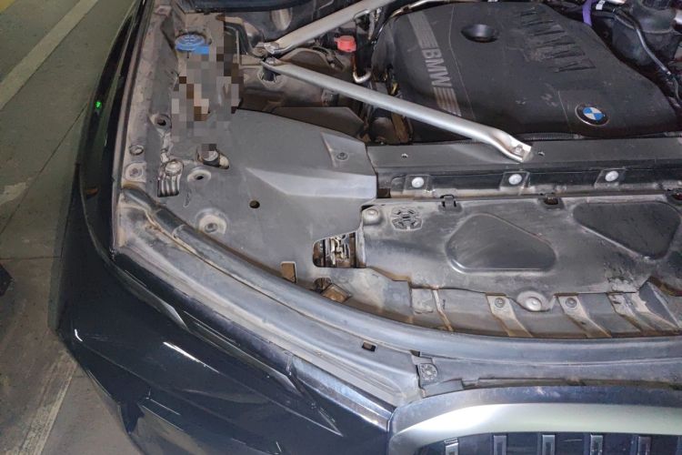 Used BMW X7 2023 xDrive40i Luxury M Sport Package Engine Bay Right