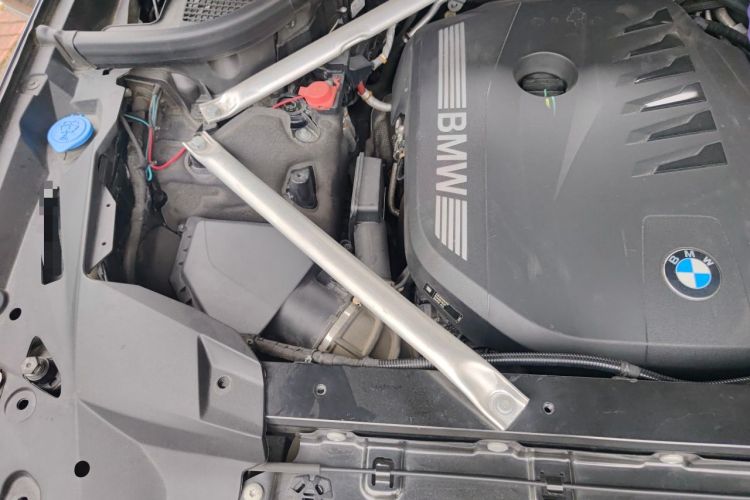 Used BMW X7 2023 xDrive40i Luxury M Sport Package Engine Bay Right
