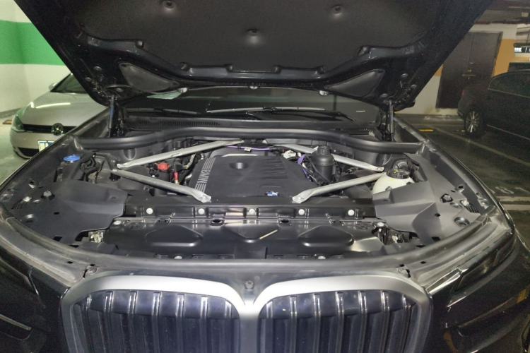 Used BMW X7 2023 xDrive40i Luxury Package with Leading Features Engine Bay
